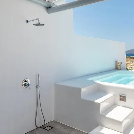 Etereo Adamantas (Milos)